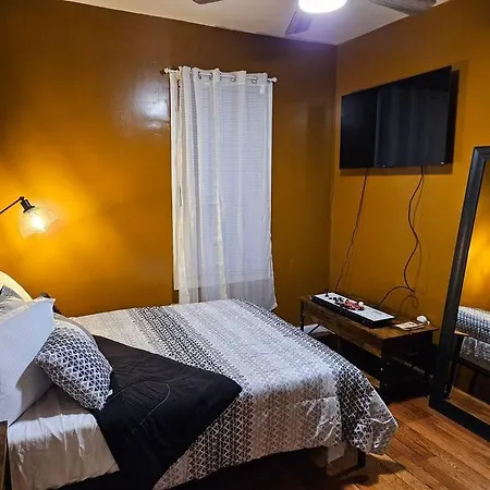 Large 3 Brm 2 Bath Near Ewr Nyc Apartment Newark Exterior photo