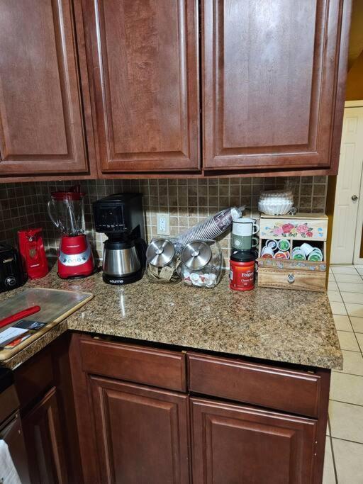 Apartamento Large 3 Brm 2 Bath Near Ewr Nyc Newark